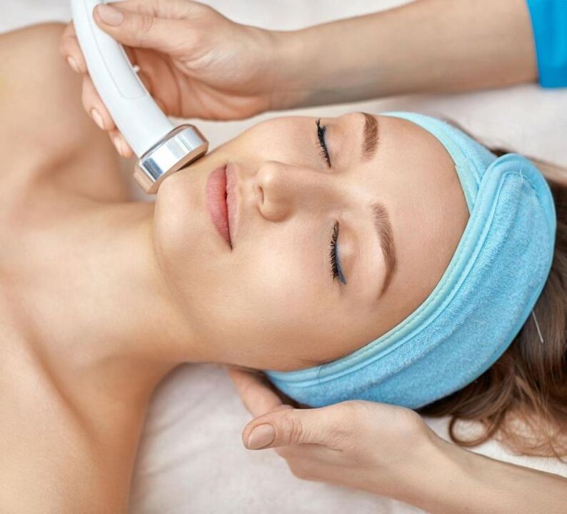 Mkpughe na ebili mmiri redio